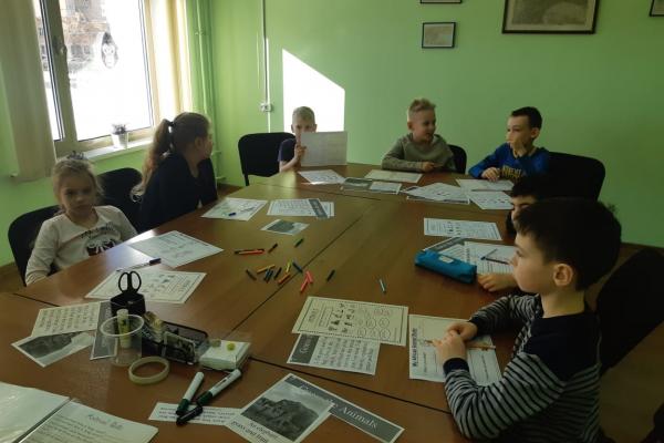 Продолжается набор в группу для детей 2 класса в офисе на Веры Волошиной.